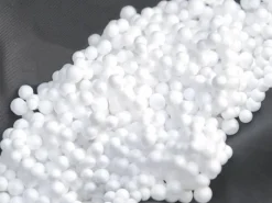 Beliani Sitzsack FUZZY EPS Weiss 60x10x60