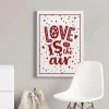 Bricoflor Wanddekoration^Love Is In The Air Bild Schlafzimmer Und Wohnzimmer Bild Mit Spruch Weihnachtsbild Auf Leinwand Mit Herzen Und Punkten
