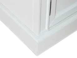 ebuy24 Amaretta 4-Türige Vitrinenschrank Antik Weiss Antik Patiniert