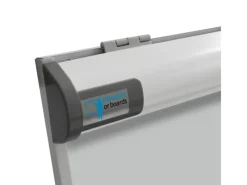 Karat Mobiles Flipchart Shark Premium mit Rollenfuß und 2 Papierhaltern 73 x 104 cm