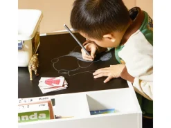 SoBuy Kindertisch mit 2 Stühlen Kindersitzgruppe Spieltisch Stauraum KMB75-K-W