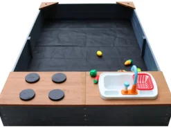 Online AXI Kelly Sandkasten mit Spielküchenzeile Anthrazit - Braun 180 x 115 x 22 cm