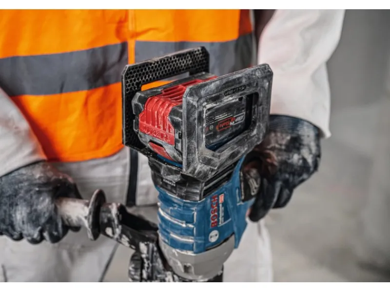 New Bosch Professional Rührwerk GRW 18V-120 Solo