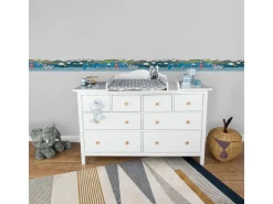 Bricoflor Kinderzimmer Bordüre Maritim mit Walen Babyzimmer Tapeten Bordüre in Blau Selbstklebend Vlies Kindertapete mit Leuchtturm für Jungen