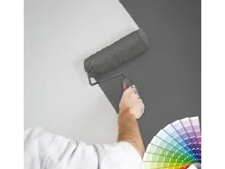 Bricoflor Vlies Strukturtapete überstreichbar Weiße Uni Vliestapete mit Vinyl Struktur Einfarbige Tapete Ideal zum überstreichen