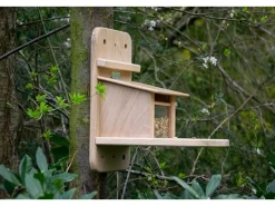 Clearance Dobar Eichhörnchenfutterstation Premium 32 cm x 20 cm x 38,5 cm