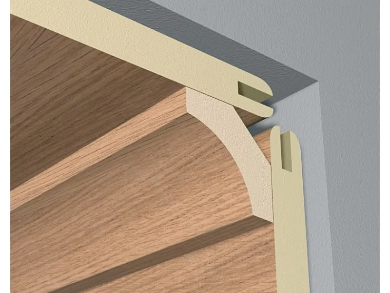 Hohlkehlleiste Eiche foliert 22 m x 22 m Länge 2600 mm