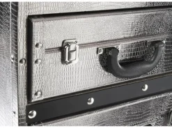 Kobolo Kommode Regal Nachttisch in Kofferoptik Silberfarben 2 Fächer Kunstleder und Holz