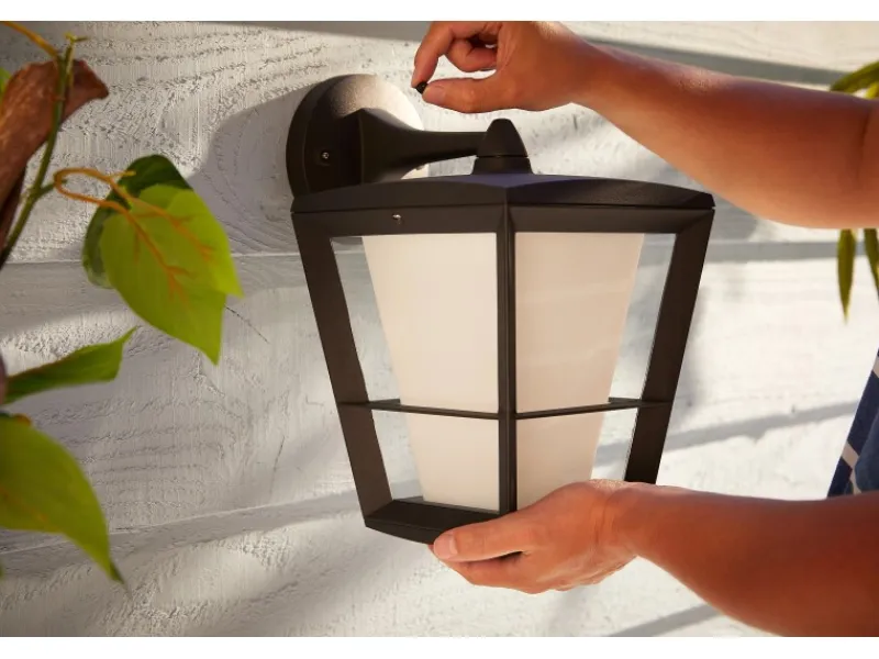 Philips Hue White & Color Amb. Econic LED-Laternenleuchte hängend