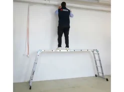 PROREGAL Sprossen-Mehrzweckleiter MULTISTEP mit Gerüstplattform Aluminium 4x4 Sprossen bis zu 4,6 m Höhe Traglast 150kg