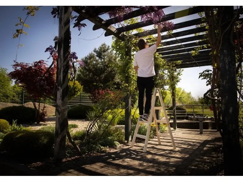 PROREGAL Wood Double Giraffe Holz-Sprossen-Stehleiter mit Sicherheitskette 2 x 6 Sprossen 192 cm Hoch Trittleiter Bockleiter Sprossen-Doppellleiter