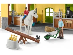 New Schleich Pferdestall