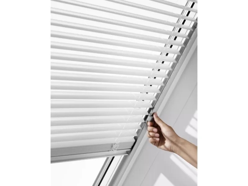 Velux Jalousie Manuell PAL U31 7001S 134 cm x 60 cm Weiß