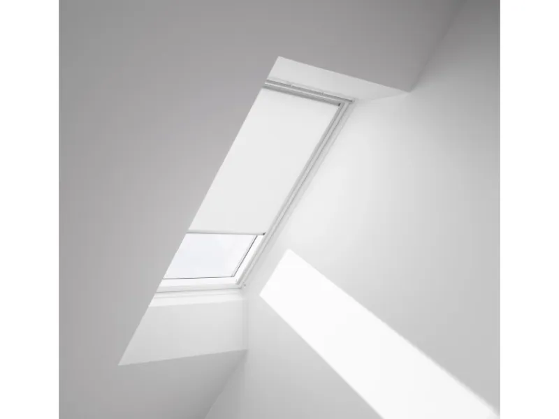 Velux Sichtschutzrollo mit Haltekrallen RG 047 1028
